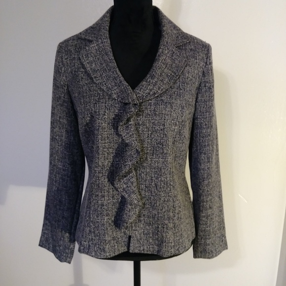 Danny & Nicole Jackets & Blazers - 🎉Danny & Nicole black & white ruffled front